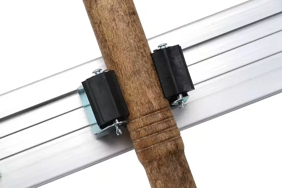 WORK PLUS Besenhalter Werkzeugleiste Schiene 4-fach für Rundstiele